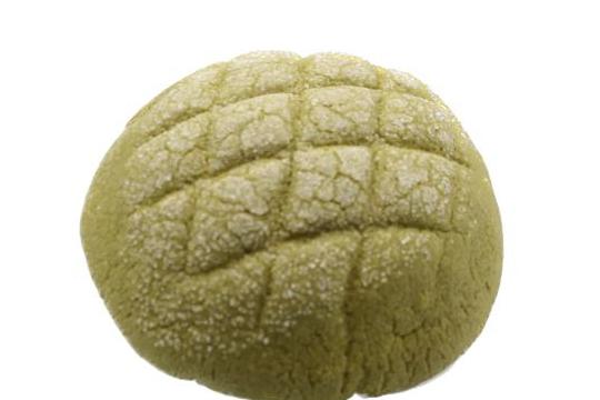 ふわふわお抹茶メロンパン（川﨑製パン）｜単価144円／業務用120個セット（30個×4箱)